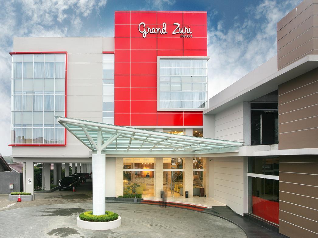 Hotel Grand Zuri Muaraenim Dış mekan fotoğraf