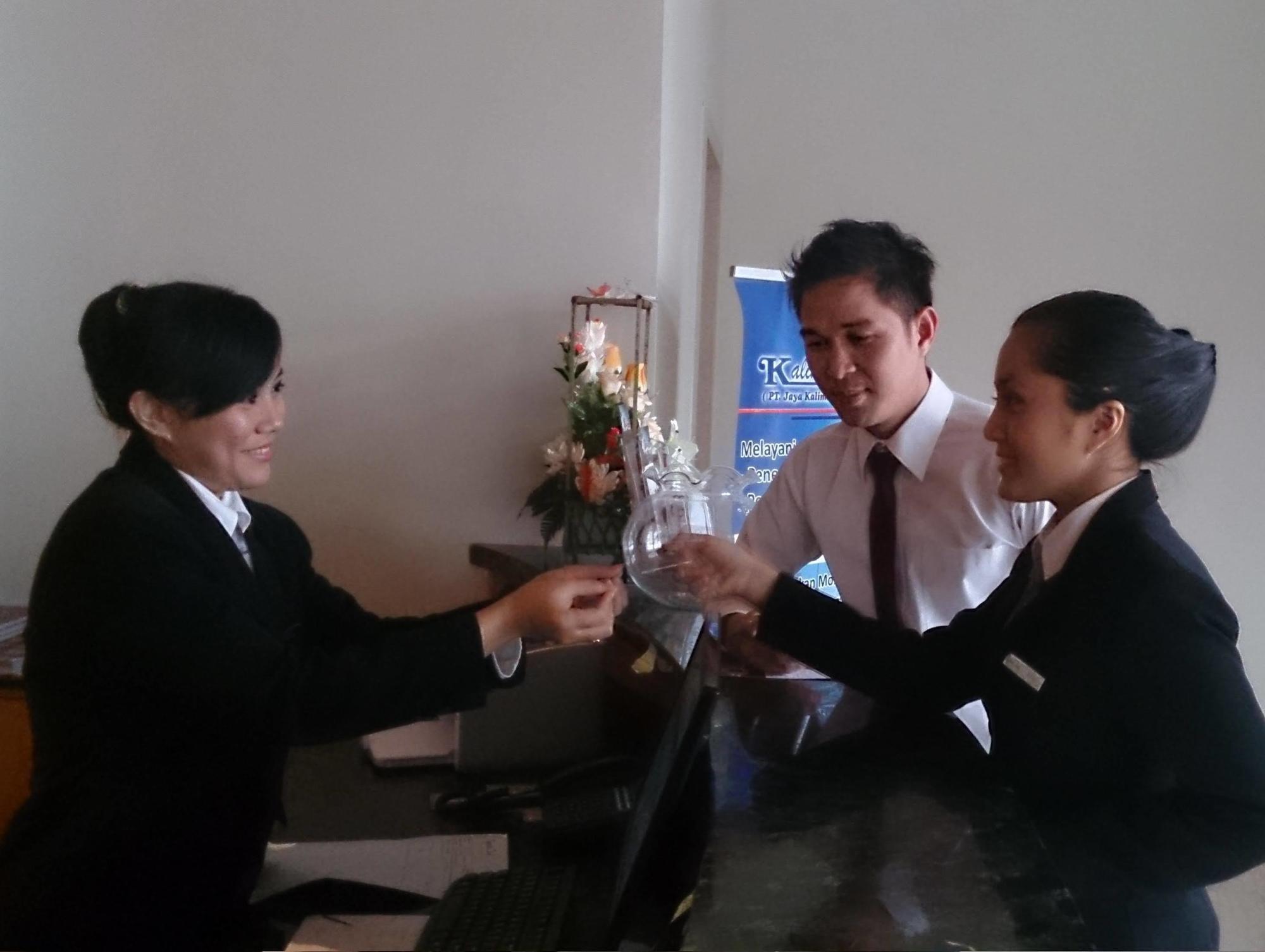 Hotel Grand Zuri Muaraenim Dış mekan fotoğraf